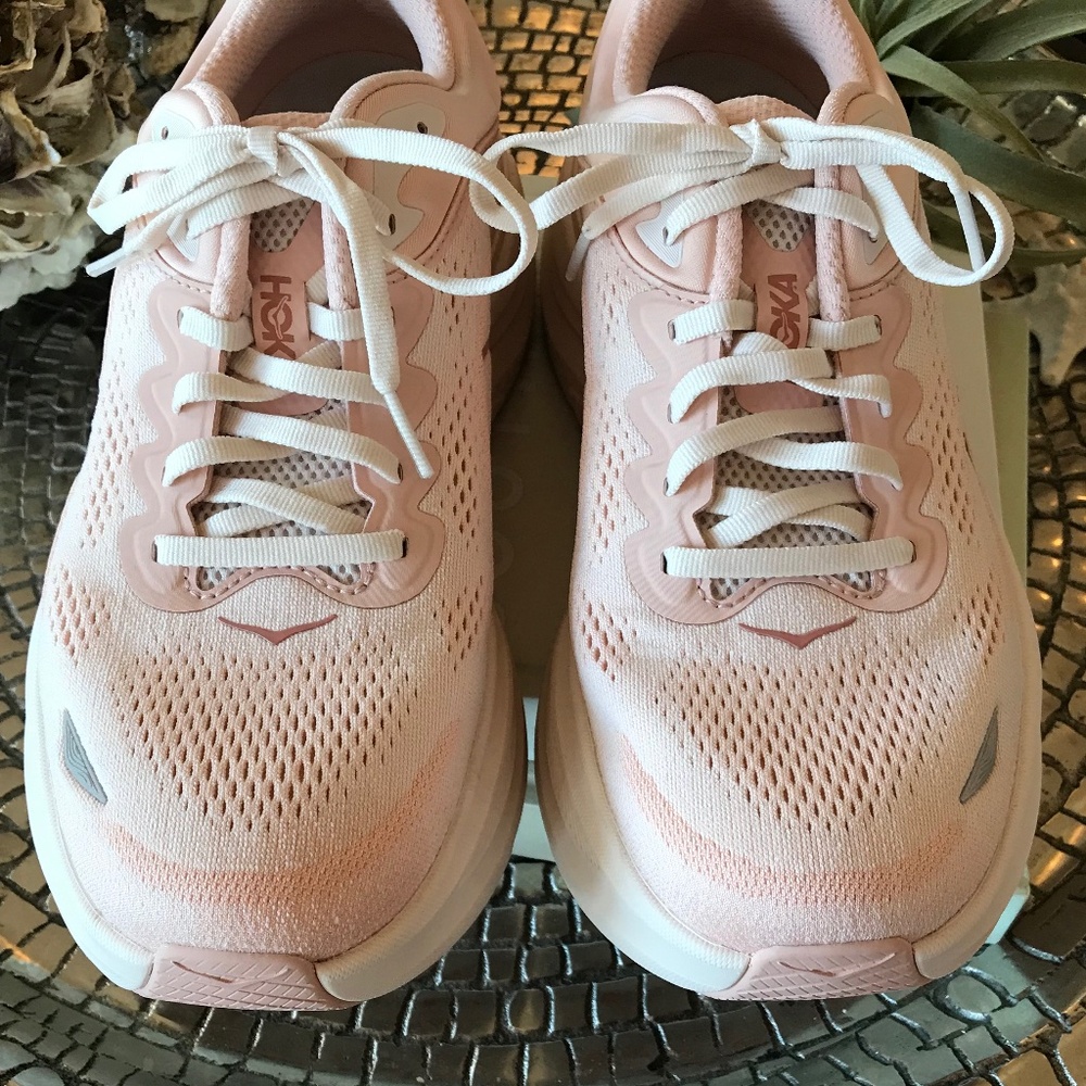 GOING FAST 🔥 HOKA BONDI 9 ROSE LATTE / ROSE CREAM - Picture 4 of 16